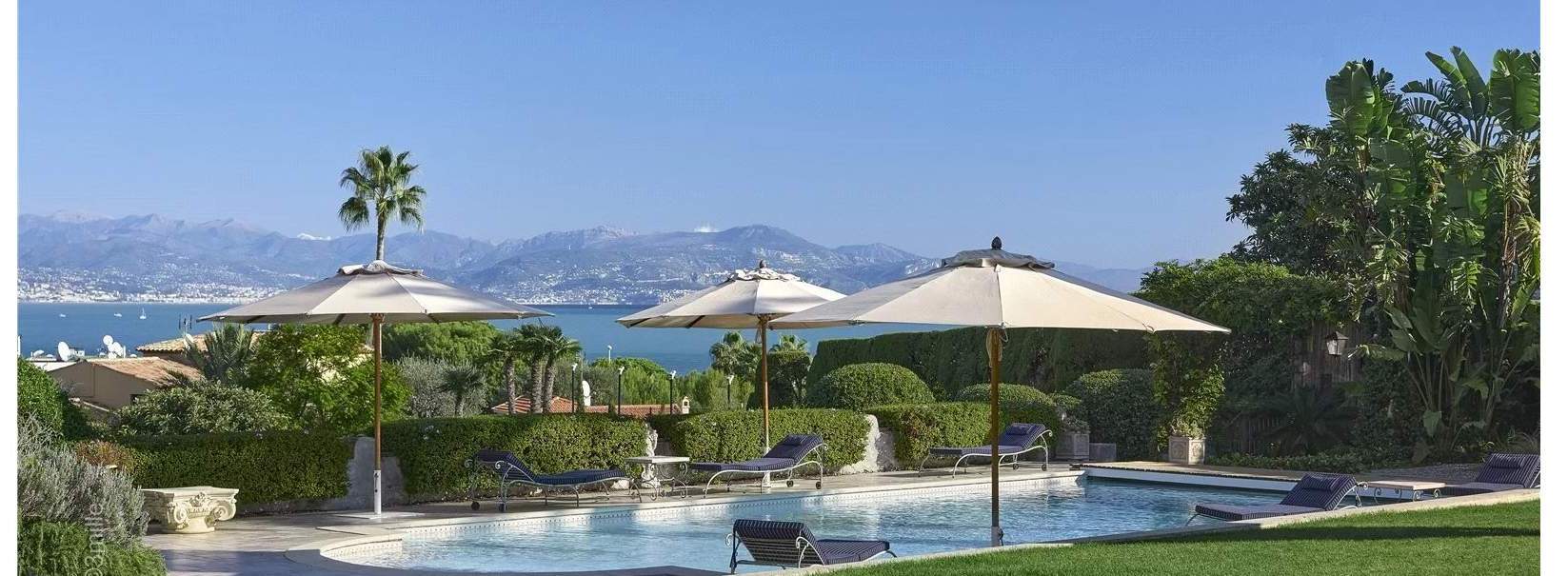 Seasonal holiday rentals: The French Riviera between glamour and authenticity