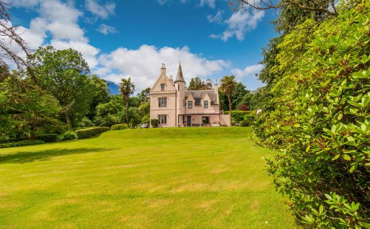Broombrae House, Meikle Wartle, Inverurie, Aberdeenshire, AB51 5BA