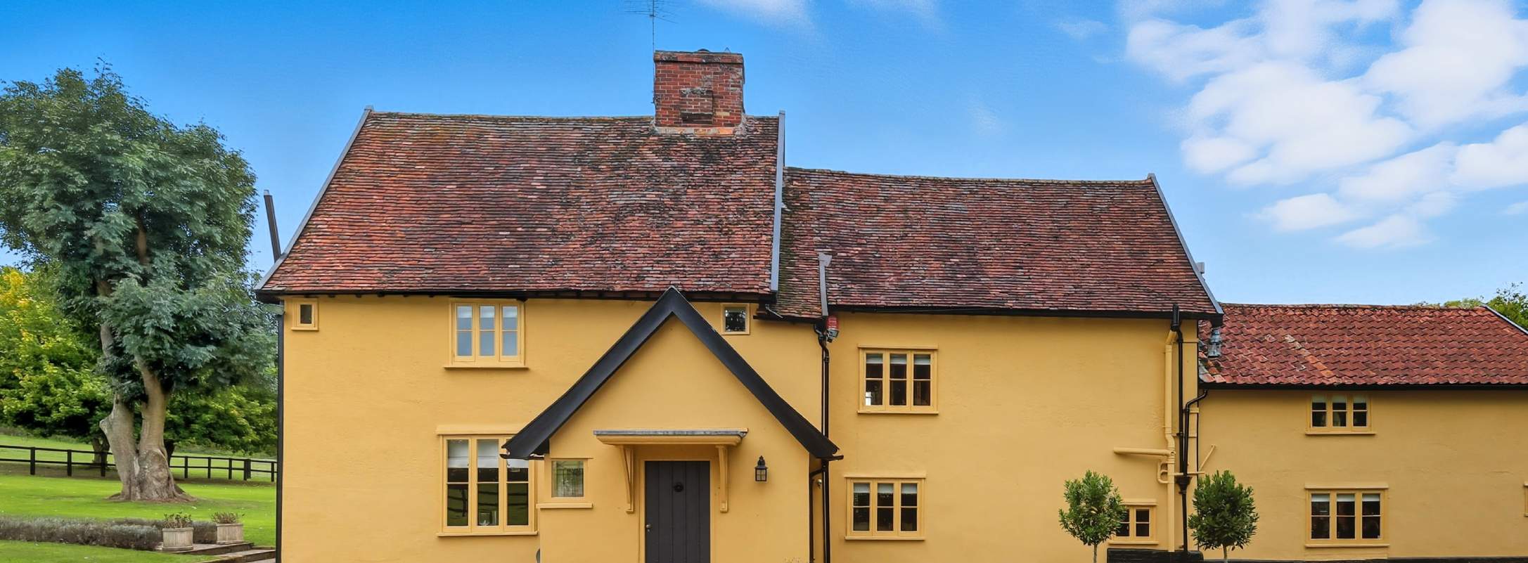 6 of the Best Colourful homes
