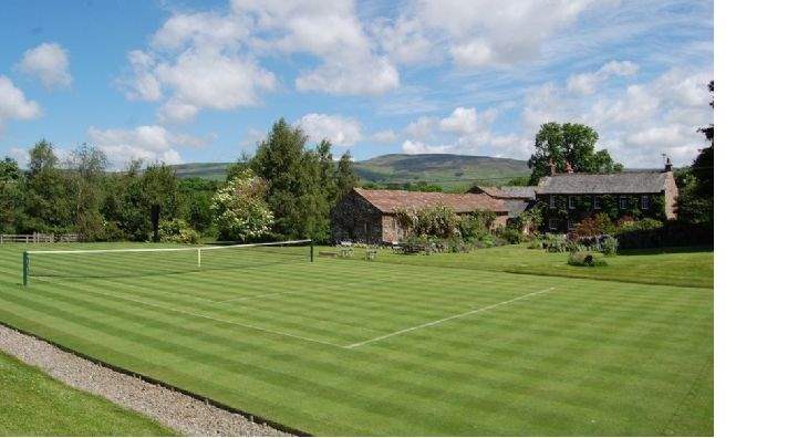 6 of the Best tennis courts