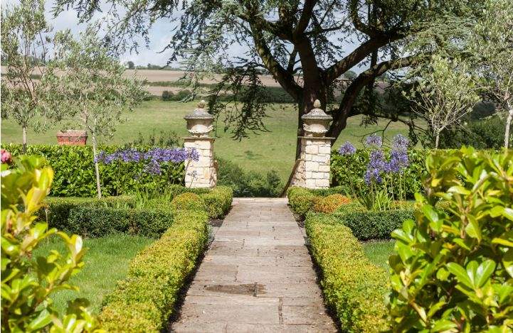 Garden, Crantlefield House, Tisbury