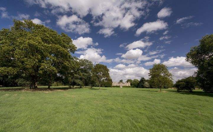 Casewick Hall, Casewick, Stamford, Lincolnshire - Grounds