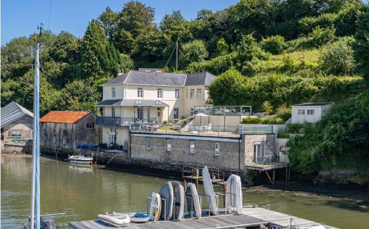 Cliff Cottage, Galmpton, Totnes