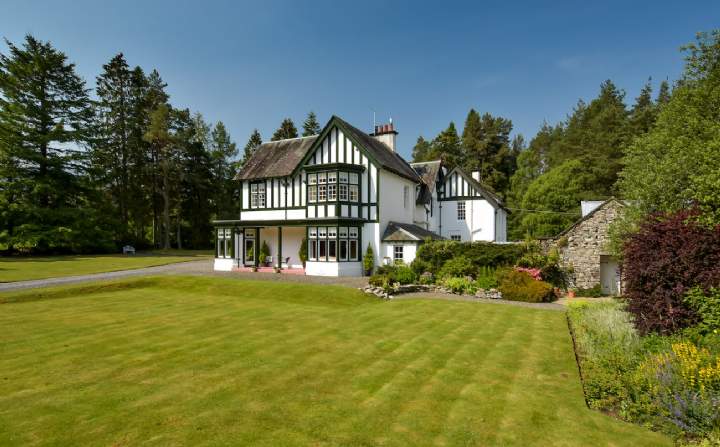 Dalriach House, Pitlochry, Perthshire, PH16 5NZ