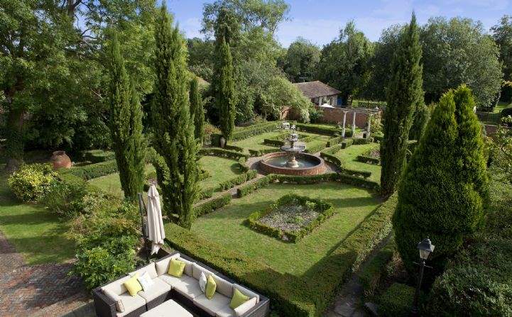 Loddendon Manor, Tonbridge, Kent