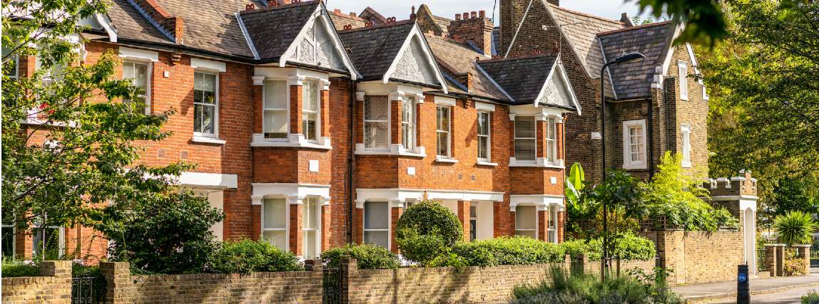 Savills Blog | The house price gap: tracking 50 years of London v the rest  of the UK