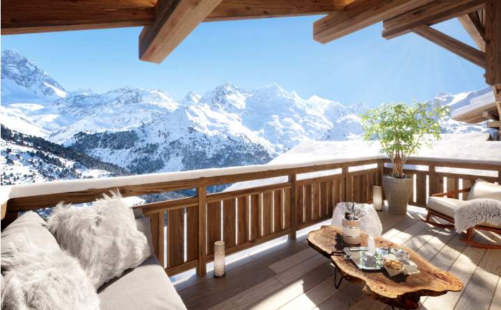 Magnificent triplex penthouse offering 5 bedrooms in the prestigious new development So Pure in Méribel Mottaret