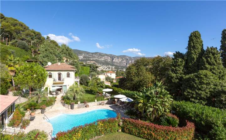 Villa Cap Ferrat - Savills French Riviera