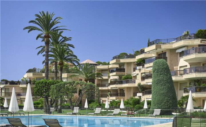 Savills French Riviera - Celebrity Hotspots Nice