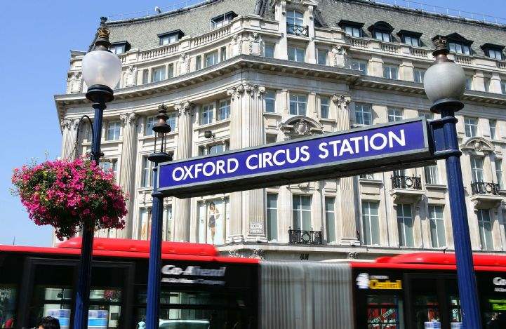 Savills | Oxford Street learn from global shopping owners?