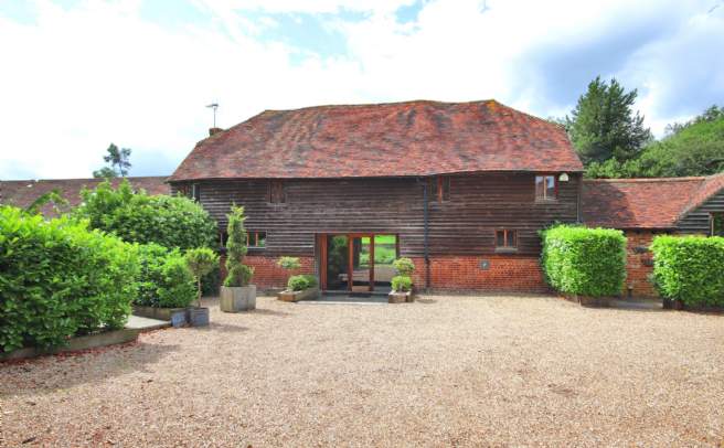 Swan Street Barn, Charing Heath Road, Charing, Ashford, Kent, TN27 0AT