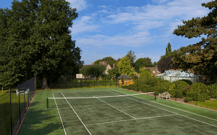 Tennis court, The Manor House, Stadhampton, Oxford 