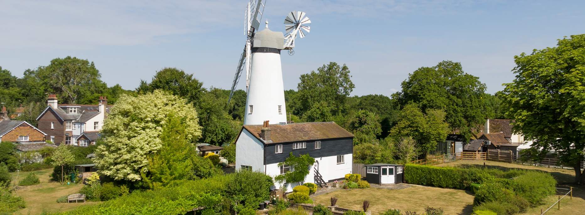 The Windmill, Rays Hill, Braziers End, Cholesbury, Buckinghamshire, HP5 2UJ