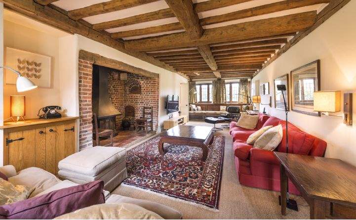 Drawing room, Velhurst Farm, Cranleigh, Surrey 